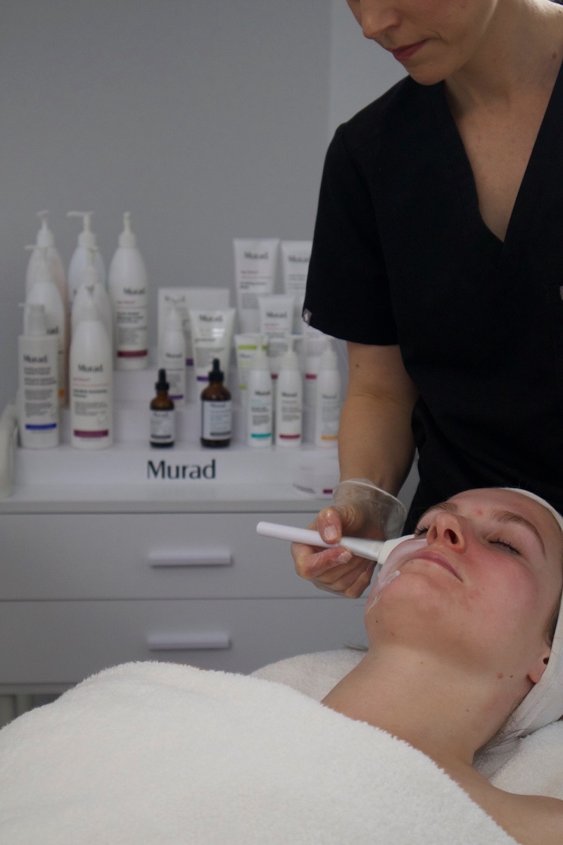 beautician performing a power peel on a customer at EVERYWHERE BEAUTY CREMORNE